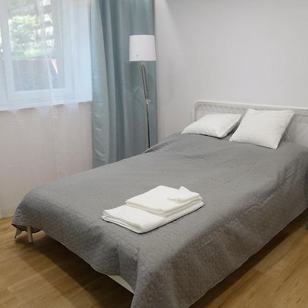Three Rooms Apartment Краків Екстер'єр фото