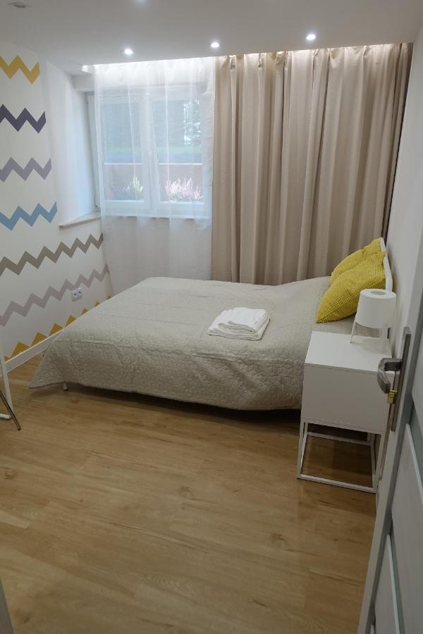 Three Rooms Apartment Краків Екстер'єр фото